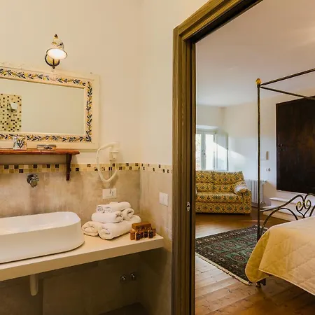 Le Cerque Farm stay *