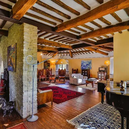 Le Cerque Κατάλυμα σε φάρμα *